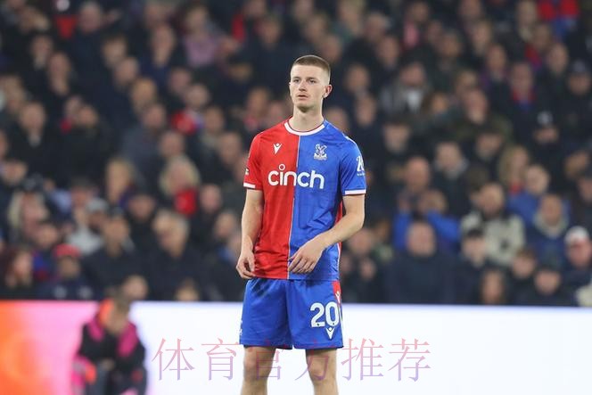 记者：皇马关注曼联后卫利马 有意明夏补强防线